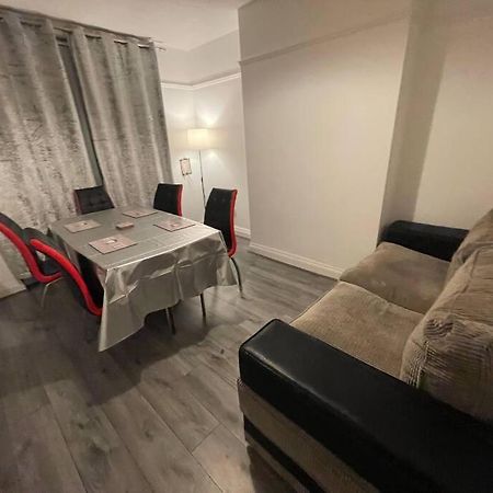 Large Beautiful 3 Bed House In City Of Birmingham Buitenkant foto