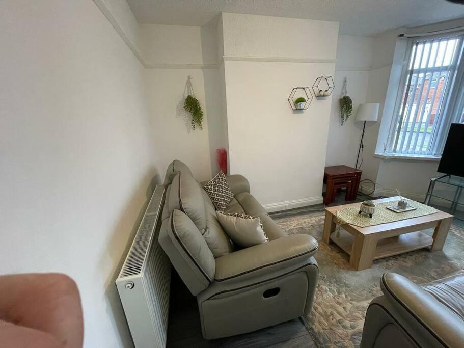 Large Beautiful 3 Bed House In City Of Birmingham Buitenkant foto